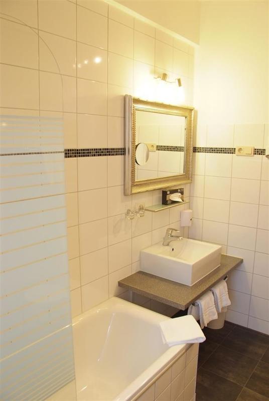 Arena Hotel Gelsenkirchen Rom bilde
